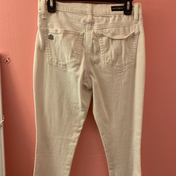 White Rock & Republic Skinny Jeans - Picture 3 of 3